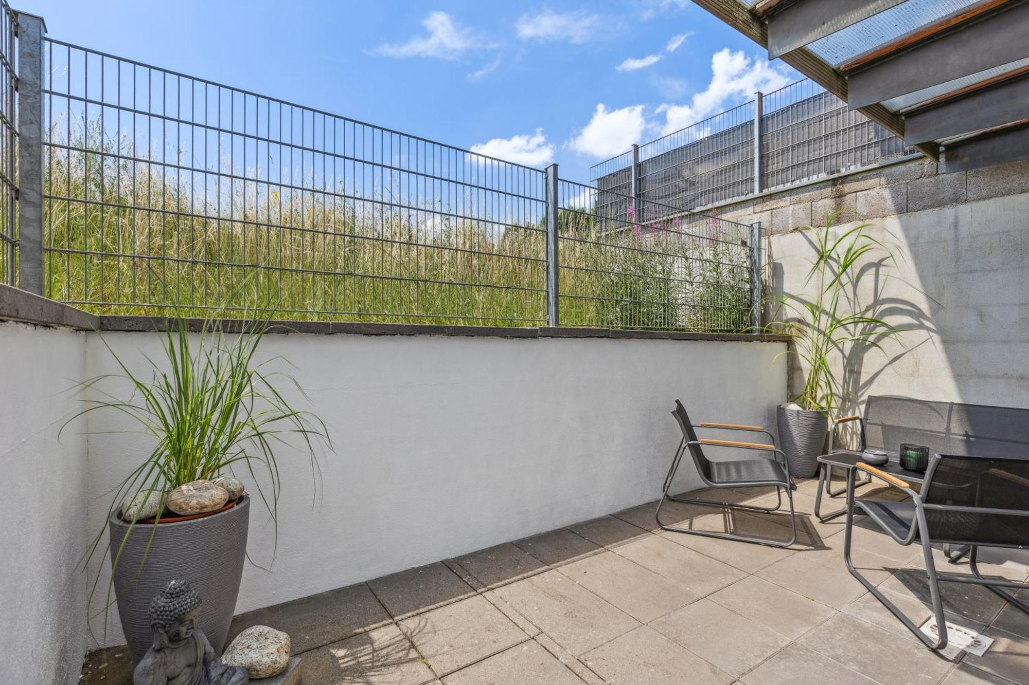 Fewo Moritz Mit Kleiner Terrasse Und Stellplatz Coburg Esterno foto